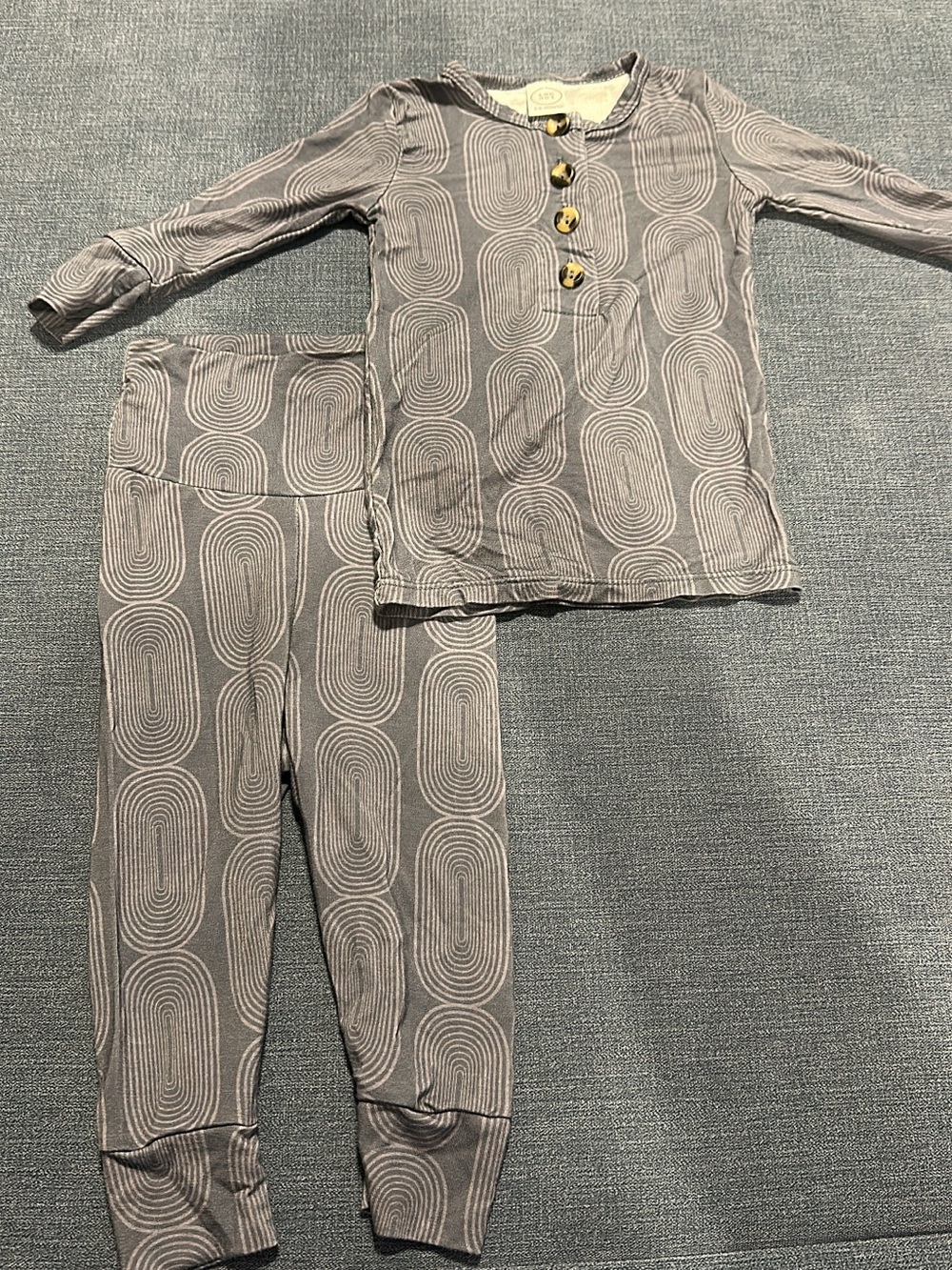 Lou Lou & Co 2 Piece sleep set